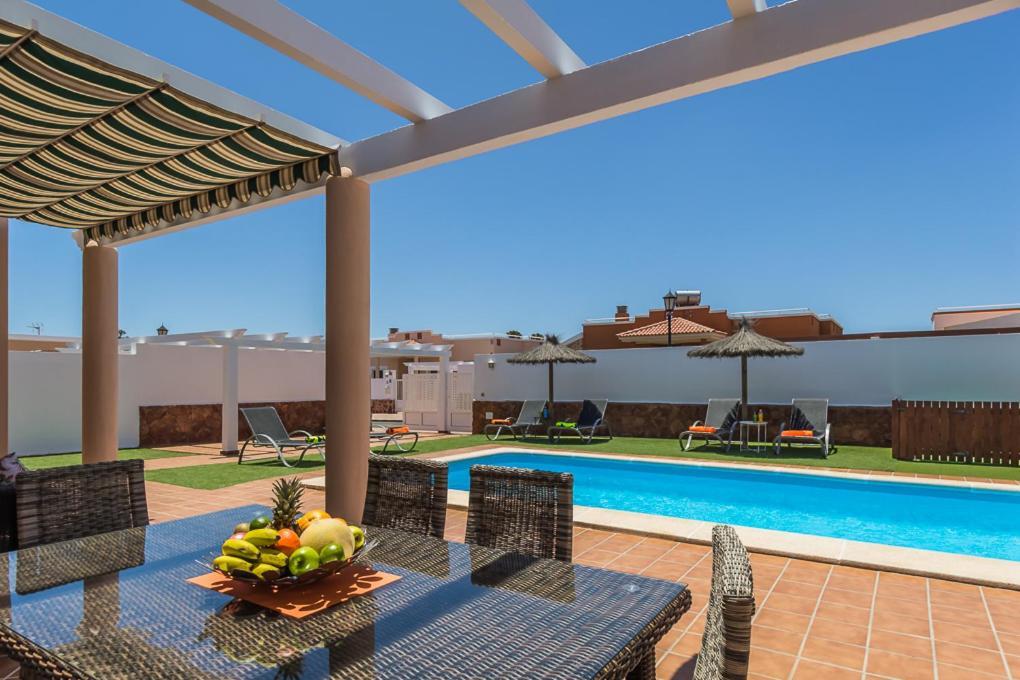 Villa With Private Pool, Near Beach And Golf Caleta De Fuste- Villa Charlotte Costa De Antigua Extérieur photo