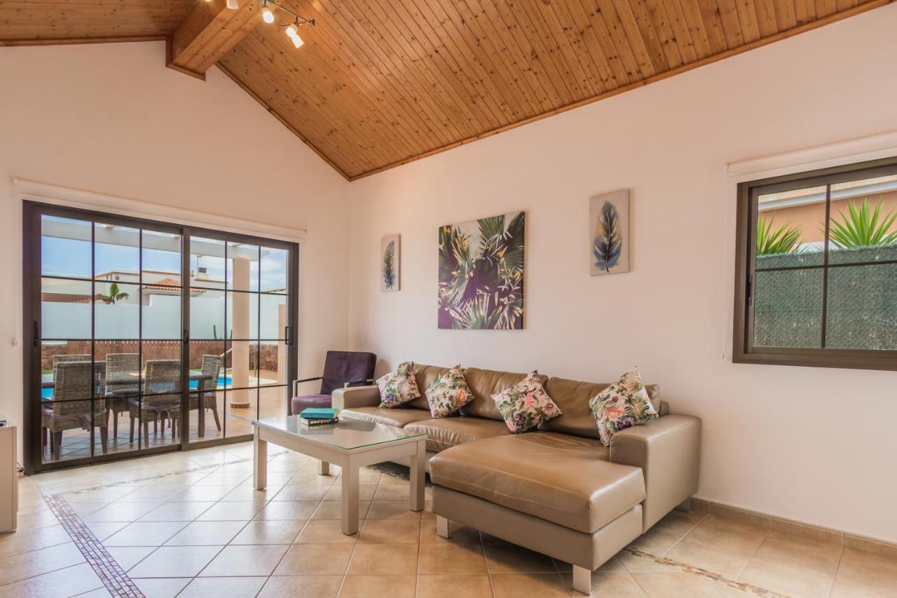 Villa With Private Pool, Near Beach And Golf Caleta De Fuste- Villa Charlotte Costa De Antigua Extérieur photo
